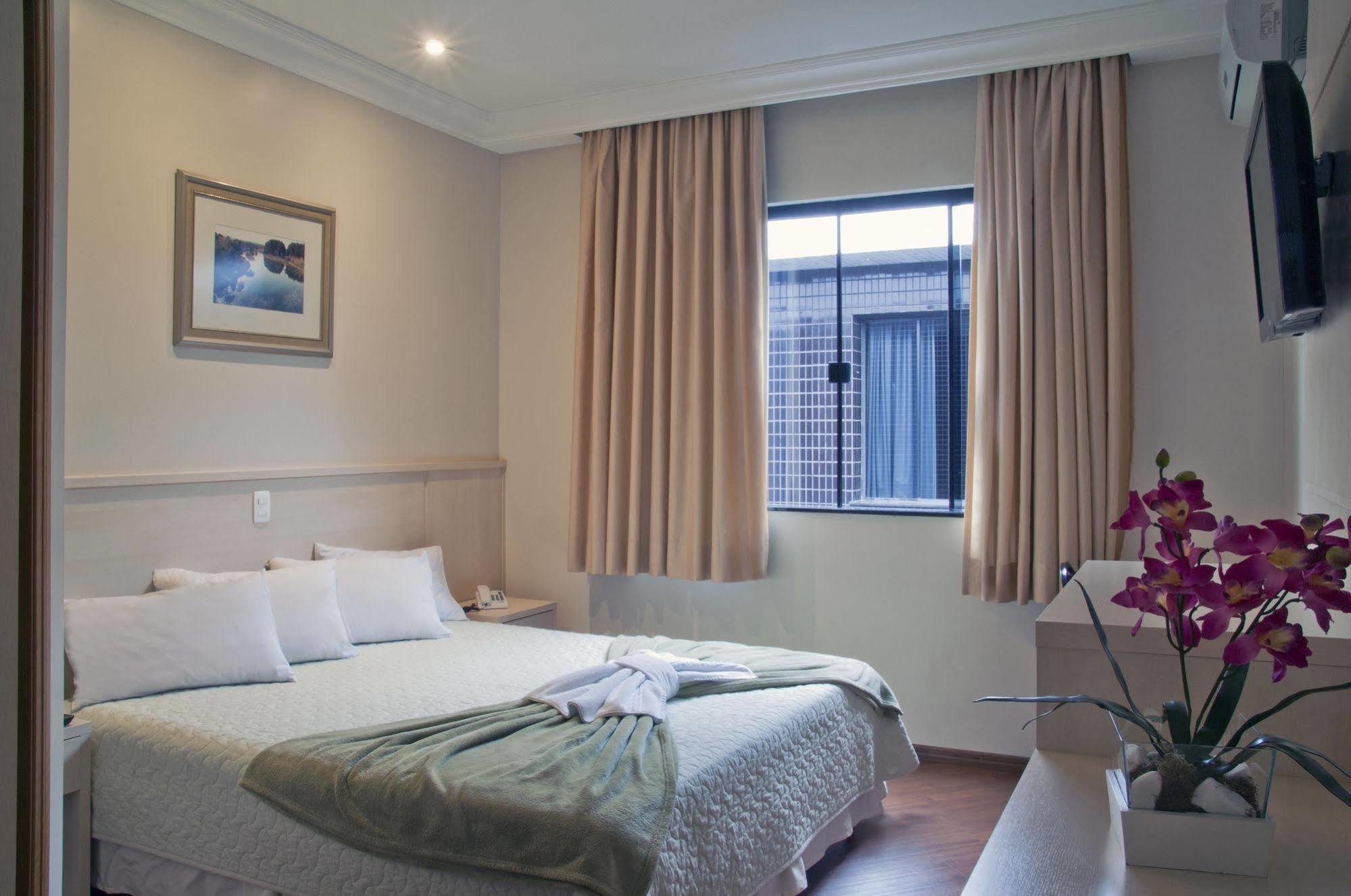 Grande Hotel غوارابوافا المظهر الخارجي الصورة